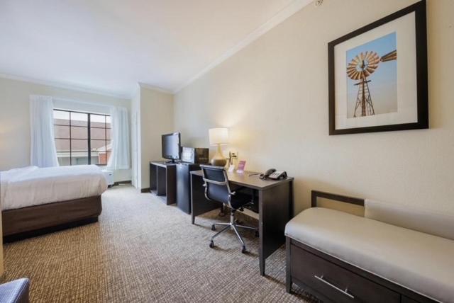 Comfort Suites Lawton Near Fort Sill Extérieur photo